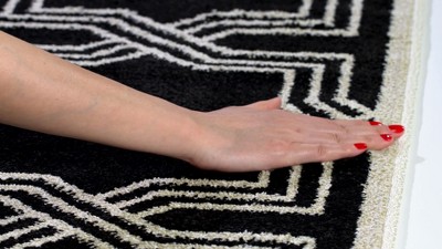 Ivory Navy Geometric 3'x5' Hand-Knotted Cotton Blend Rug