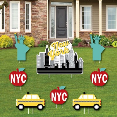 Big Dot of Happiness NYC Cityscape - Yard Sign and Outdoor Lawn Decorations - New York City Party Yard Signs - Set of 8