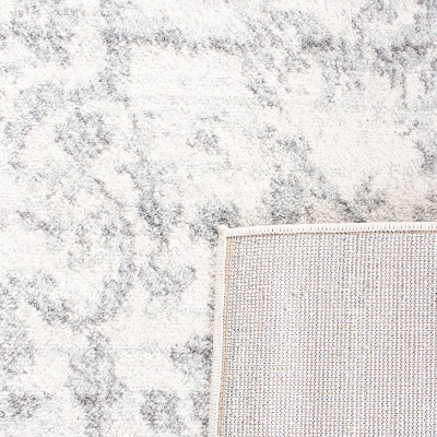 Elegant Madison Silver/Ivory 6'7" Square Synthetic Area Rug