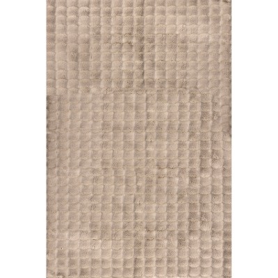 Nuloom Jeni Cozy Plush Solid Faux Rabbit Pet Friendly Premium Machine Washable Area Rug