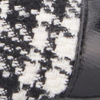 black/white