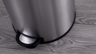 Oscar Stainless Steel Cylinder Step Trash Can Set with Black Lid