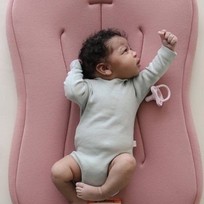 Snuggle Me Organic Curve Infant Lounger - Gumdrop