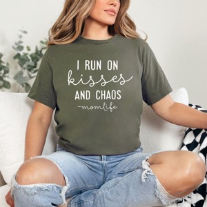 Simply Sage Market I Run On Kisses And Chaos Short Sleeve Tee - 1 of 4