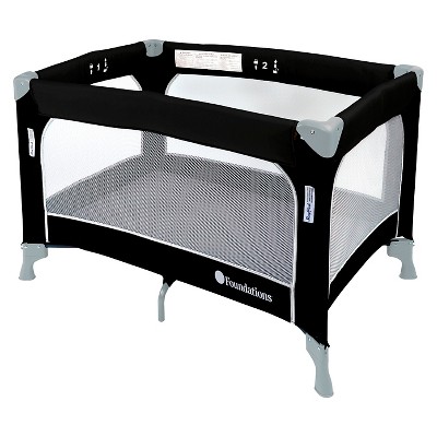 Foundations Snug Fresh Celebrity Portable Playard – Graphite