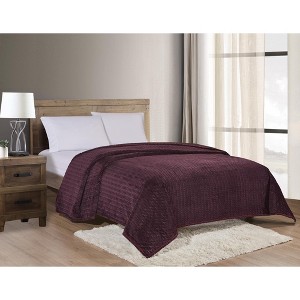 Plazatex Chevron Reversible and Comfortable Braided Oversized Plush All Season Blanket, Queen, Plum - 1 of 3