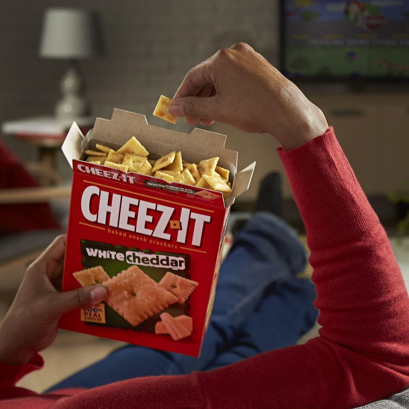 Cheez-It White Cheddar Baked Snack Crackers - 12.4oz, 5 of 9