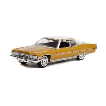 Greenlight Collectibles 1/64 1972 Cadillac Coupe Deville, 70 Years, Anniversary Collection Series 14 28100-A