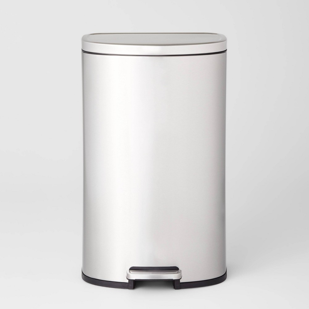 45L D Shape Step Trash Can - Brightroom