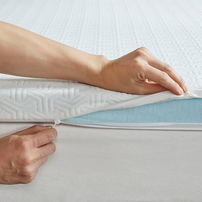Twin White Gel Memory Foam Mattress Topper with Zipper Closure