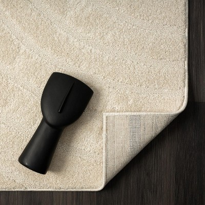 Cream Geometric Wave 6'7" x 9'2" Stain-Resistant Area Rug