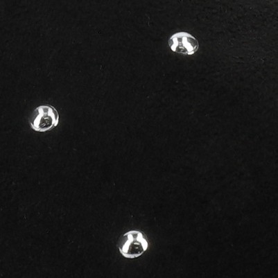 black/stud