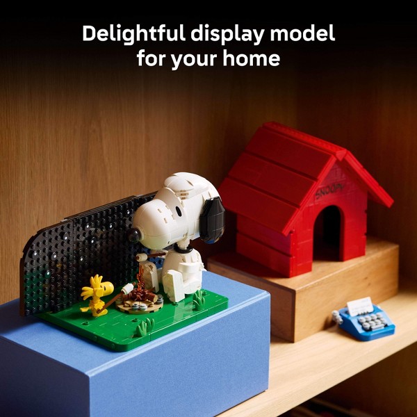 LEGO Ideas Peanuts: La Casita de Snoopy Set de Construcción - 21368 7