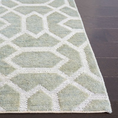 Santa Fe Light Grey 6' x 9' Hand-Knotted Wool Geometric Rug