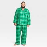 Men's Plaid Flannel Matching Family Pajama Set - Wondershop™ Green