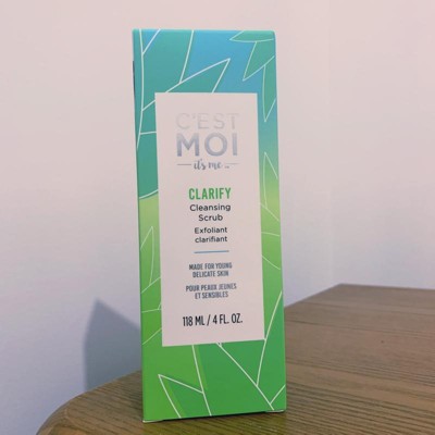  C'est Moi Clarify Cleansing Scrub  Gentle Facial Cleanser,  Exfoliating Scrub, Works on Delicate & Sensitive Skin, Clinically Tested  Non-Toxic Ingredients feat. Salicylic Acid, EWG Verified, 4 fl oz : Beauty