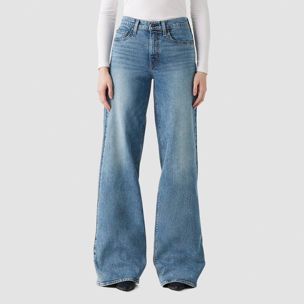 Levi's® Women's 728 High-Rise Wide Leg Jeans - Sweet Success 26