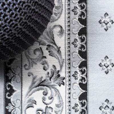 Light Gray and Cream Synthetic Reversible 4' x 6' Area Rug
