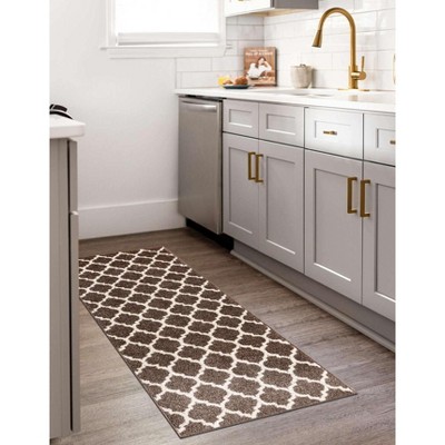 Brown and Beige Synthetic Trellis Runner Rug