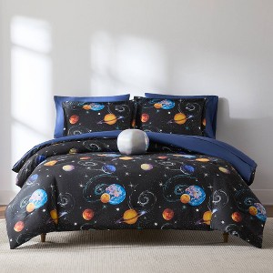 Lush Décor Full Mysterious Universe Comforter Black - 1 of 4