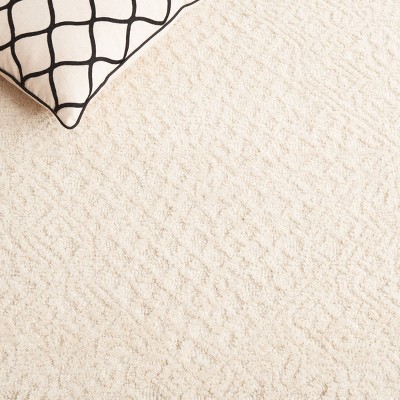Ivory Geometric Handmade Wool Round Tufted Rug, 6'