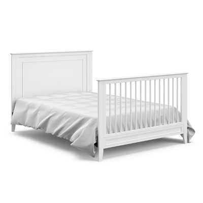 White 5-in-1 Convertible Crib with Mattress Protector