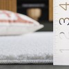 Boucle BCL100 Power Loomed Machine Washable Skid-Resistant Indoor Rugs - Safavieh - 4 of 4