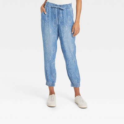 women jogger jeans