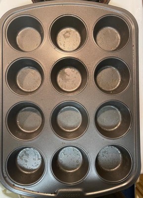 Circulon 12 Cup Muffin Pan Gray : Target