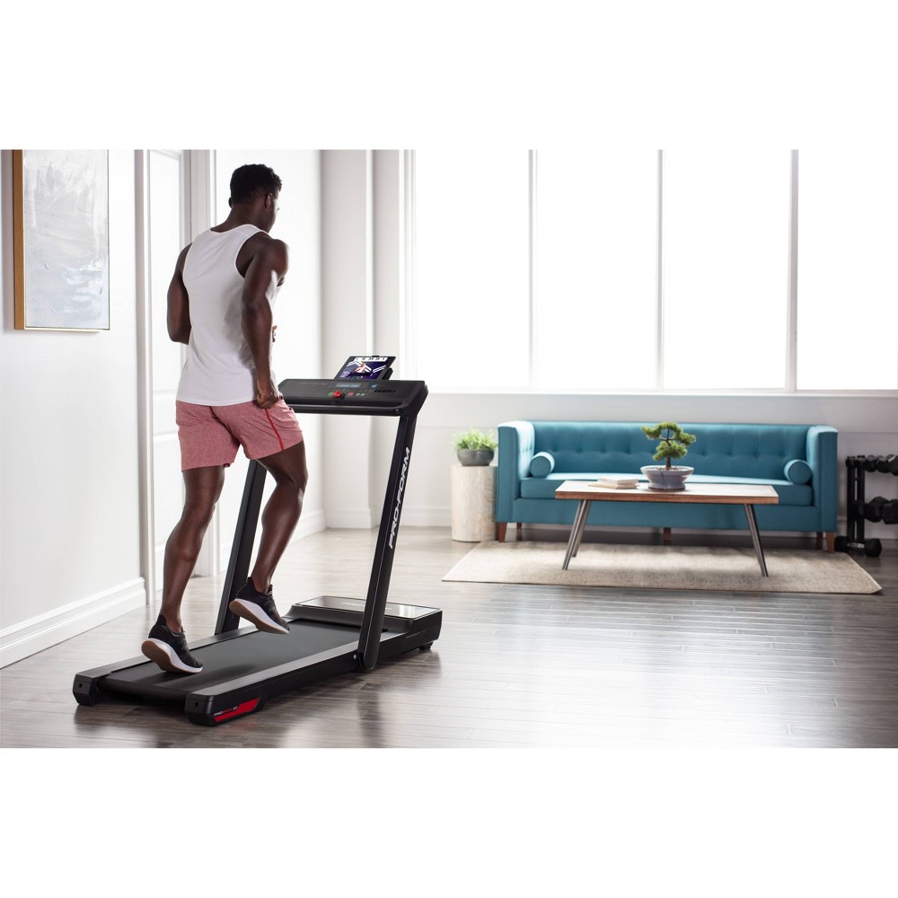 ProForm City L6 Treadmill: Steel Frame, 8 MPH Max Speed, 100 Programs