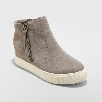 wedge sneakers wide