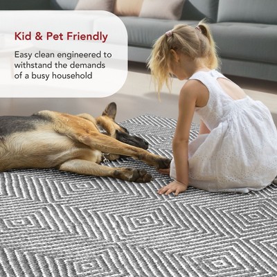 Handmade Gray Geometric Wool 6' x 9' Tufted Area Rug