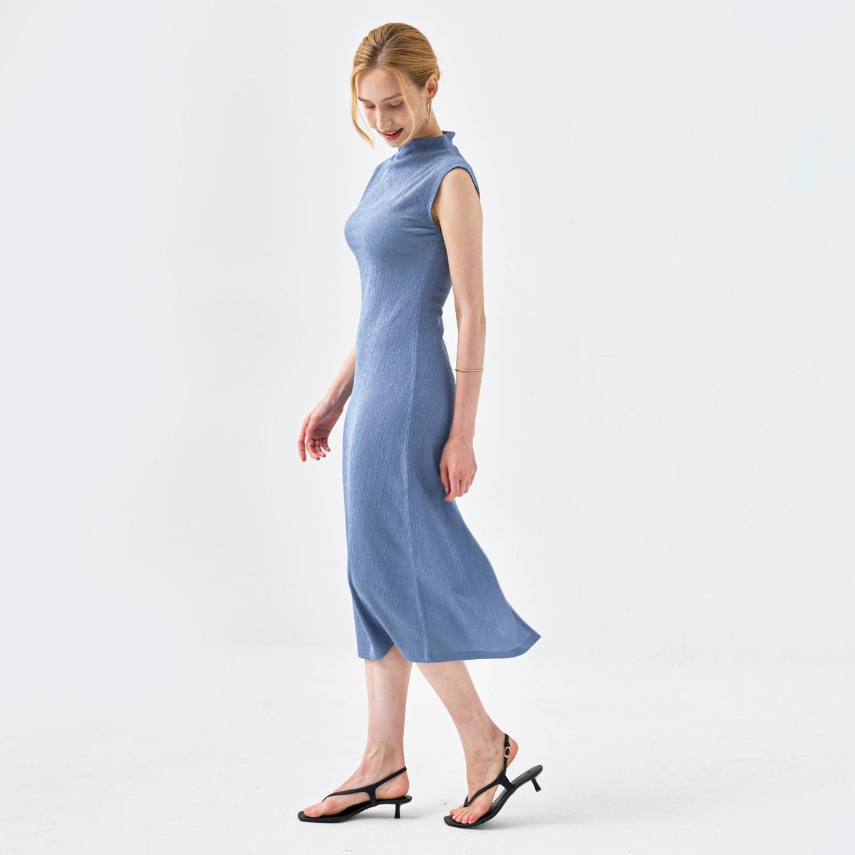 Женские платья A New Day Women's Extended Shoulder Midi Shift Dress - A New Day™ Blue XL — фото 4