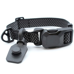 HOOZA Dog Collar - Dog Outdoor Accessory, Pet Safety - Reflective, Magnetic Quick Clip - 1 of 4