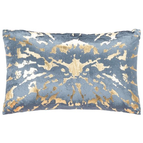 Teal pillows target new arrivals