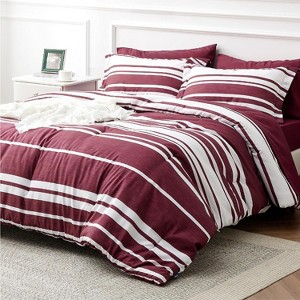 Bedding Set with Cationic Dyeing for Striking Double-Sided Contrast - 1 of 4