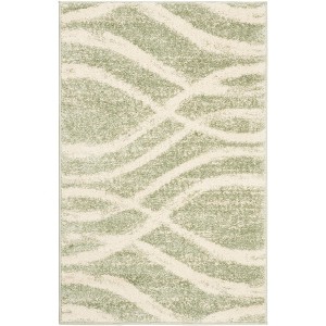 Adirondack ADR125 Non-Shedding Power Loomed Indoor Rugs - Safavieh - 1 of 4