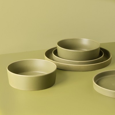 Green Ceramic 16-Piece Dinnerware Set with Embossed Detailing