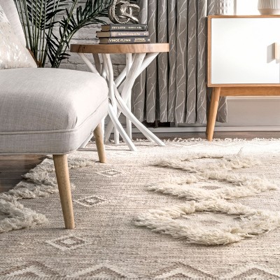 Handmade Beige Wool Shag Rug with Geometric Braided Tassels, 4' x 6'
