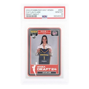 Toynk WNBA 2024 Panini Instant Caitlin Clark Draft Night #DN1 Rookie Card | PSA 10 - 1 of 4