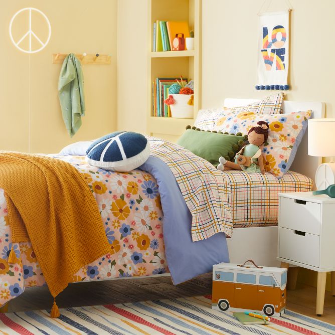 Childrens bedroom hot sale sets target